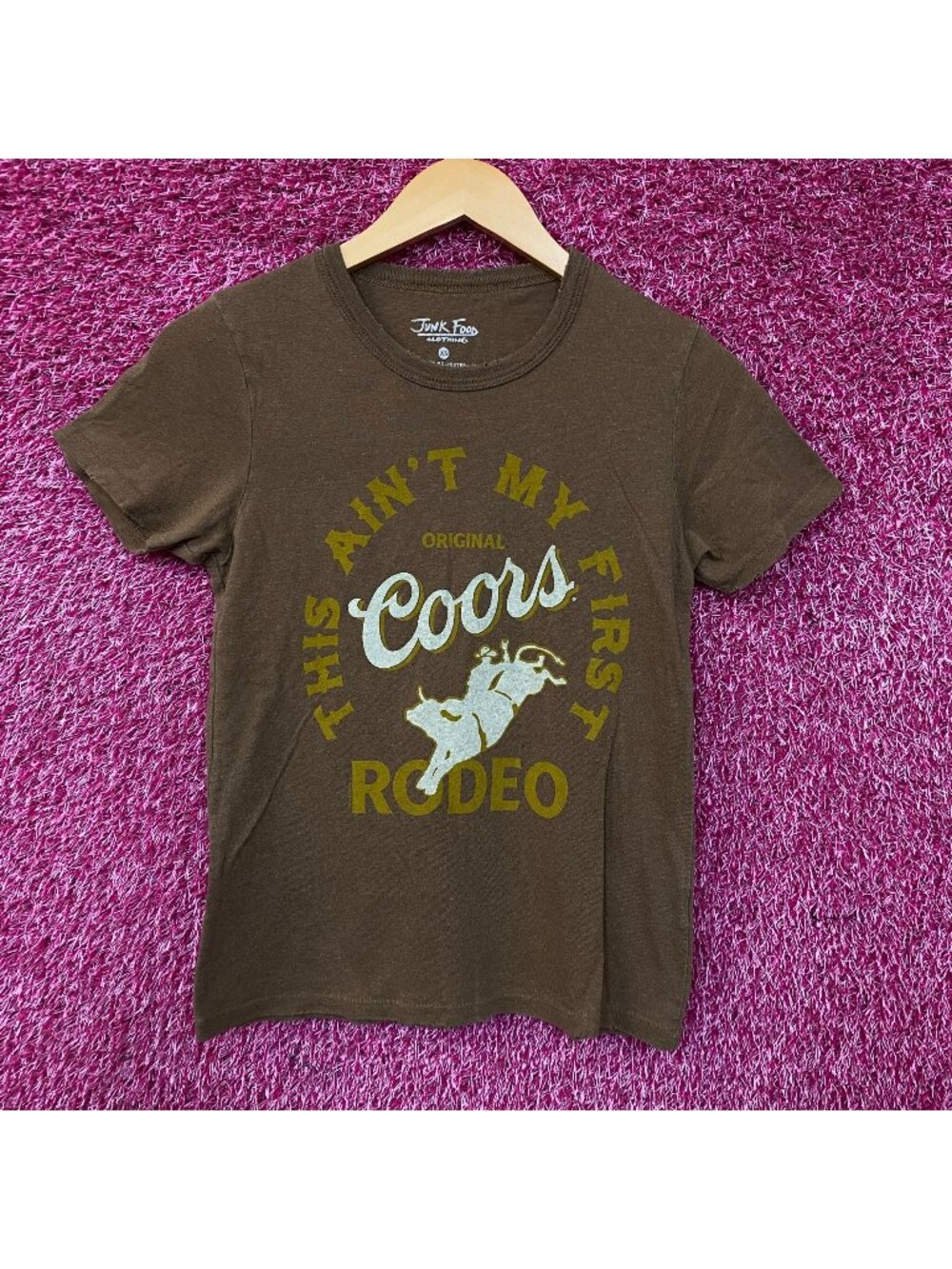 Junk Food Coors Rodeo Women's Graphic T-Shirt XS